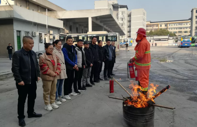 萍乡长运 萍乡汽车站开展冬季消防演练