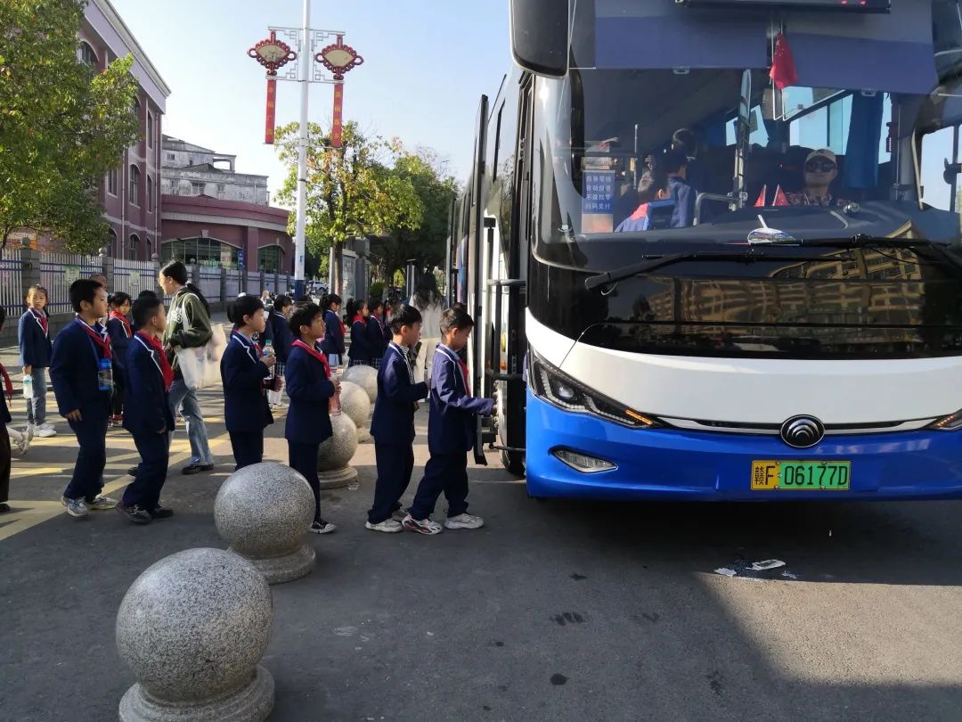 抚州长运：抓细节优服务 持续为研学活动提供运输保障